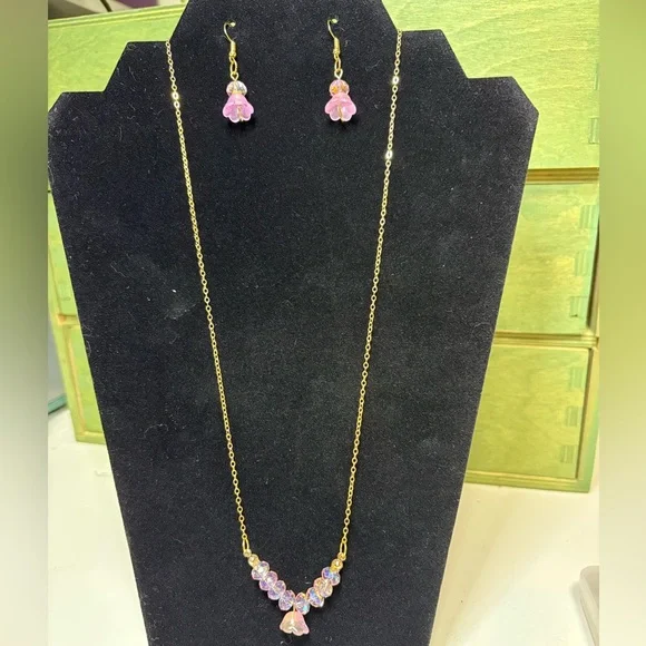 Pink flower necklace and earring set - Picture 3 of 7